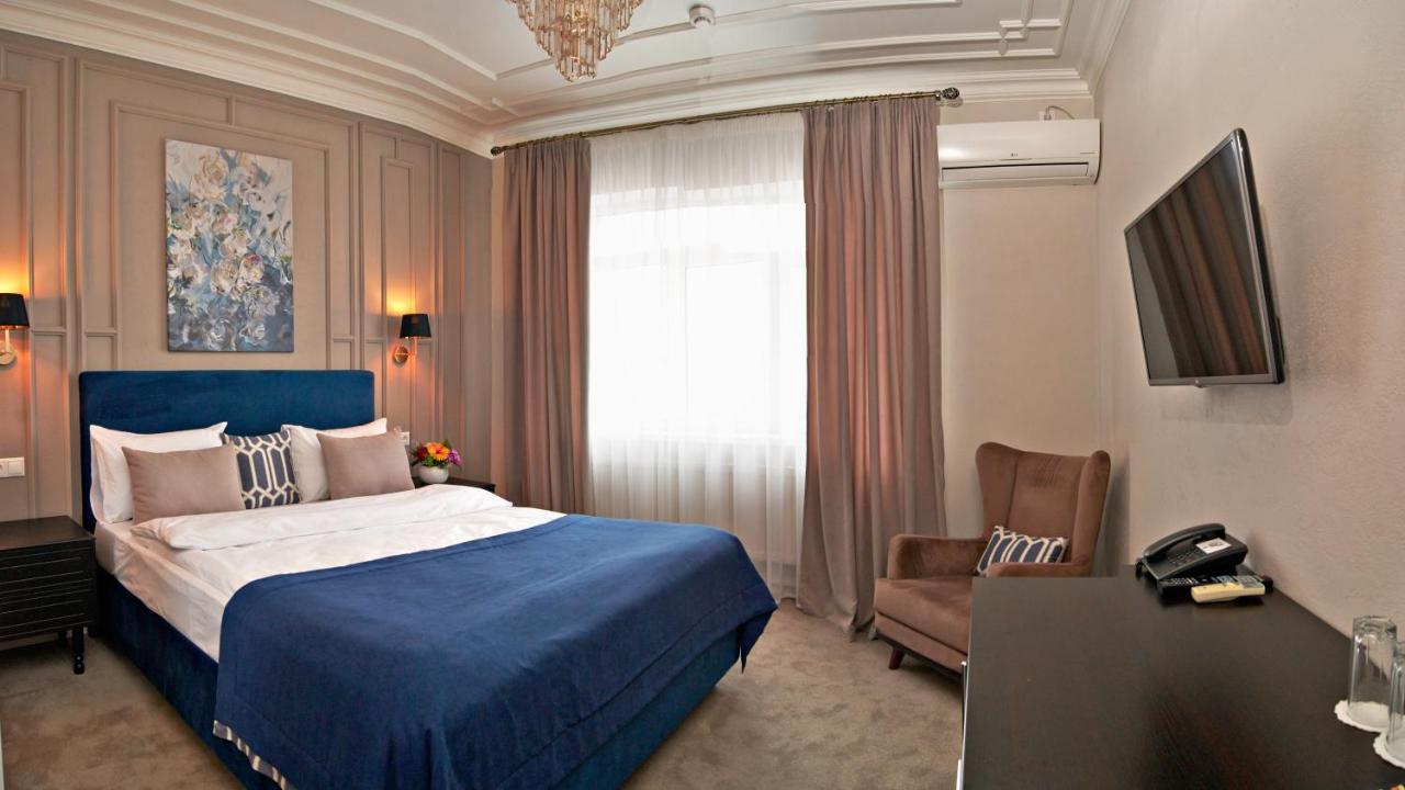 Hitrovka Hotel Moskova Dış mekan fotoğraf